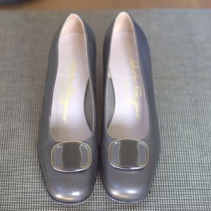 VTG Salvatore Ferragamo Buckle Ballet Shoe 5.5B