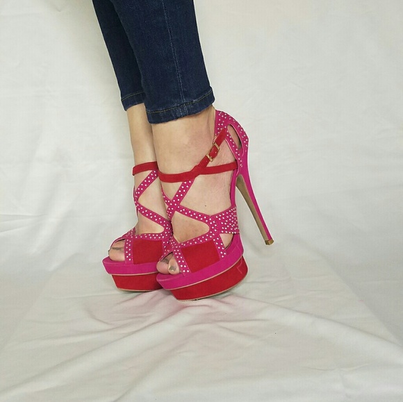 SCENE | Pink/Red Studded heels - Picture 4 of 4