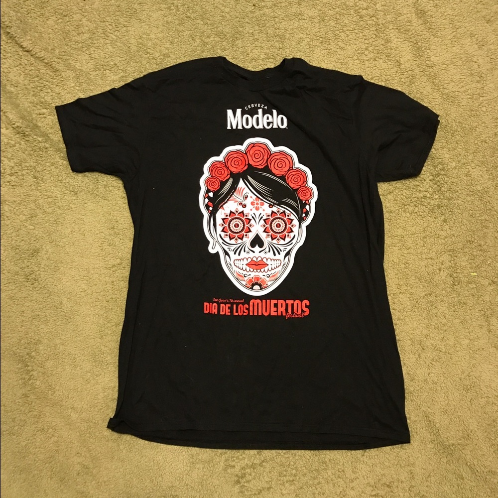 Modelo Dia de los muertos / day of the dead t shirt