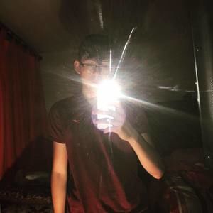 Meet your Posher, Eric