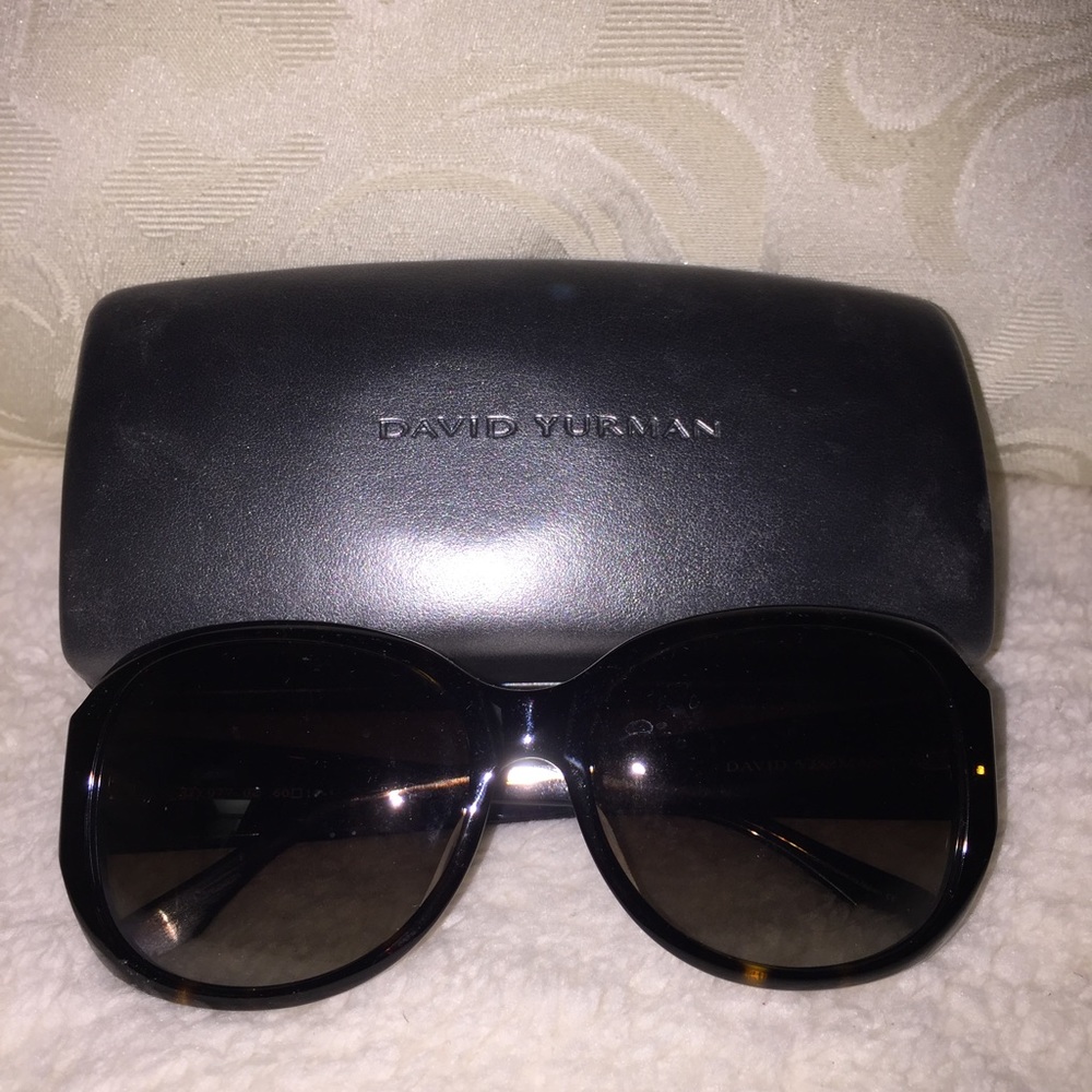 ❌SOLD❌David yurman sun glasses