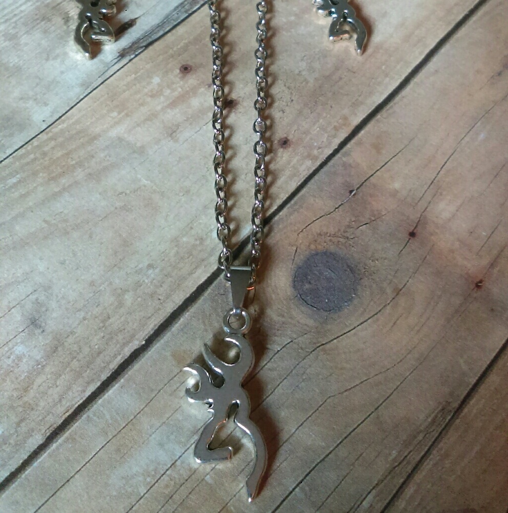 Browning necklace and set
