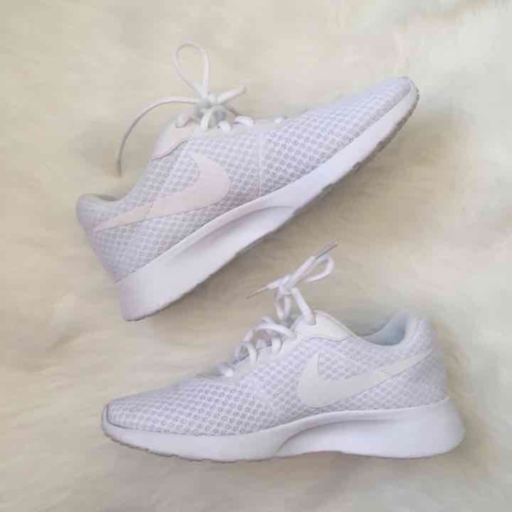 Nike White Running/Casual Shoes size 7