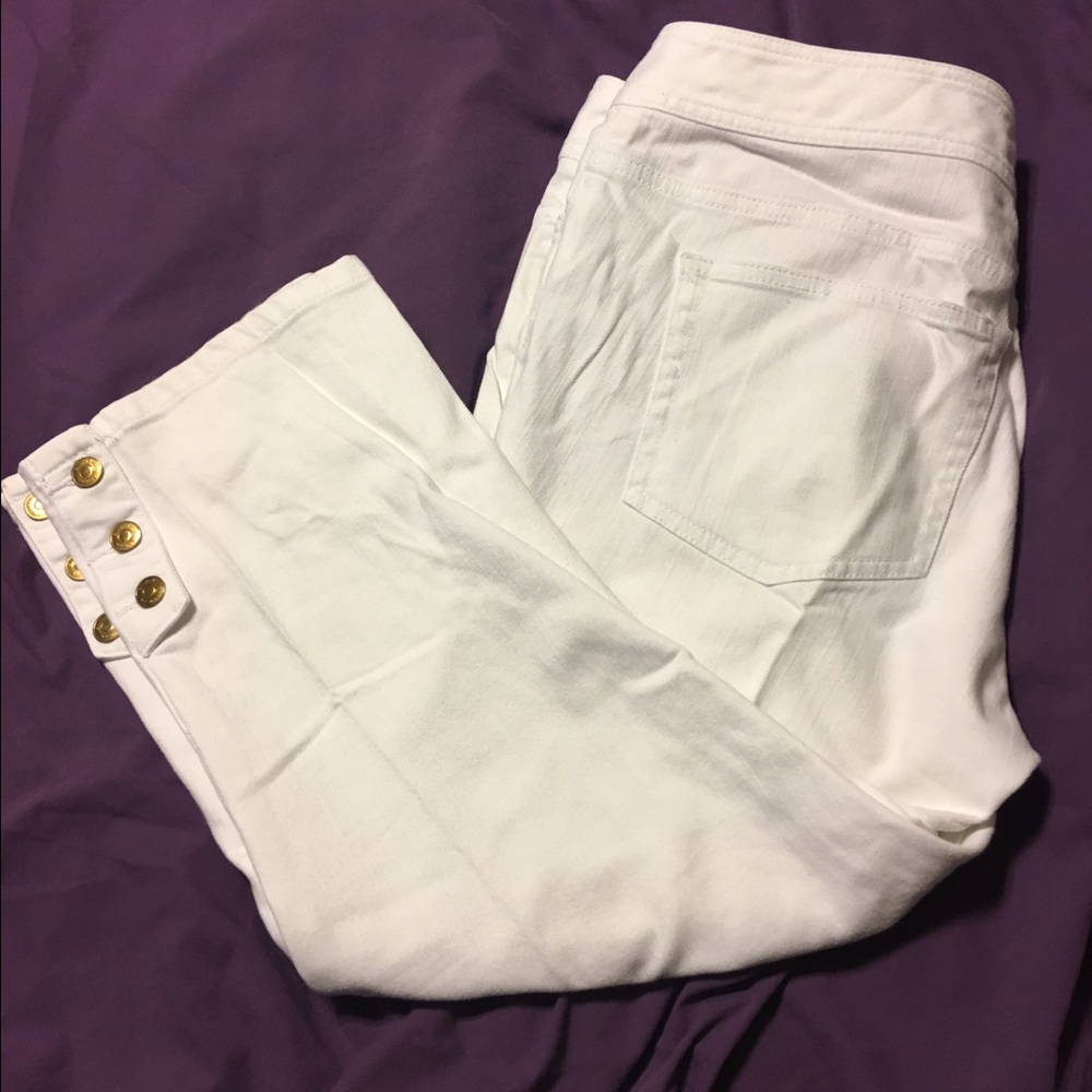 American Living cropped white pants size 12