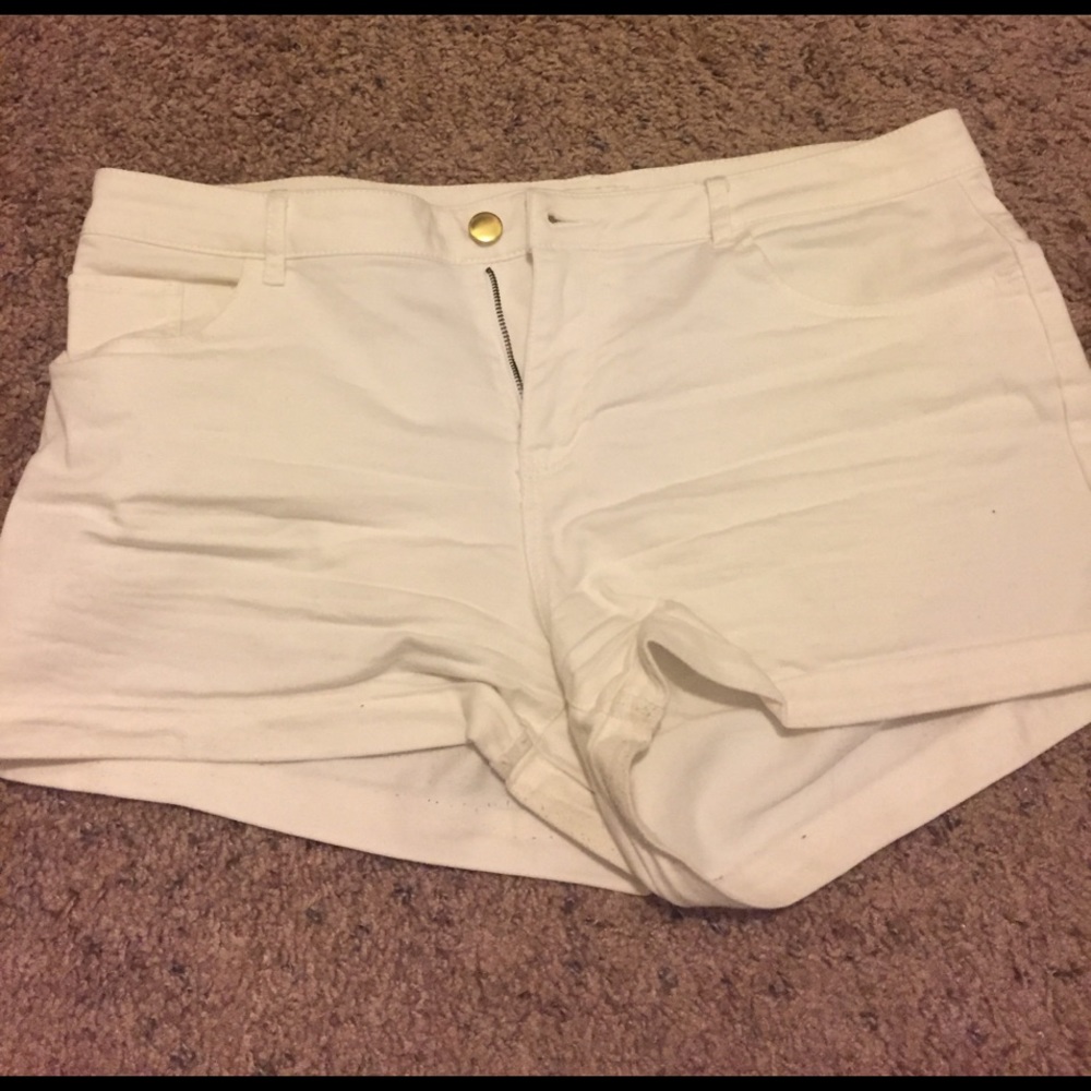H&M high wasted shorts