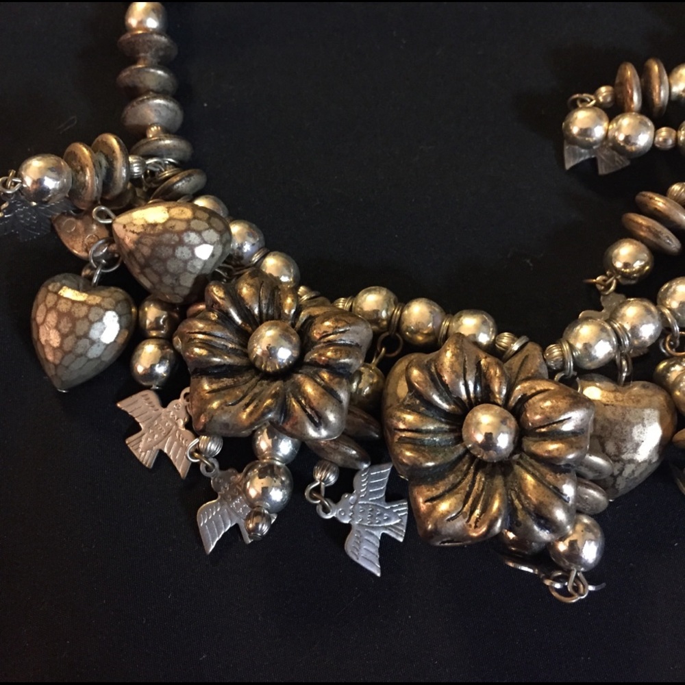Necklace - Picture 2 of 3