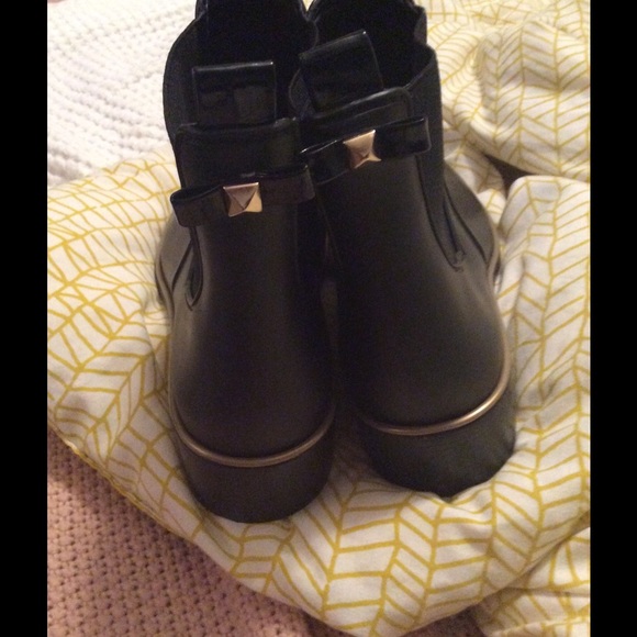 Sedgwick rain boots - Picture 3 of 3