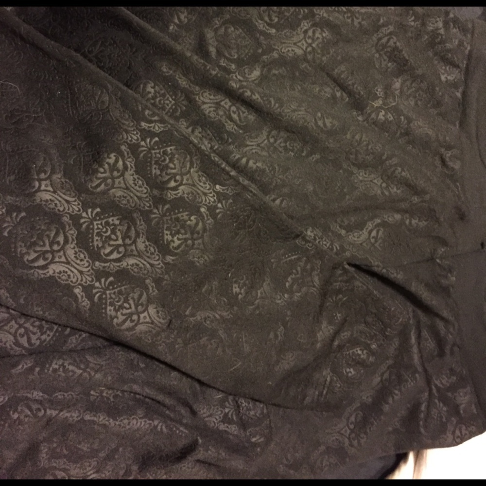 Patterned legging. Super soft