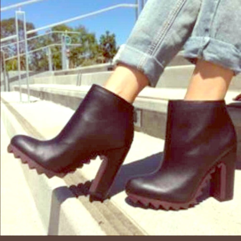 Sam Edelman Circus Kensely boot