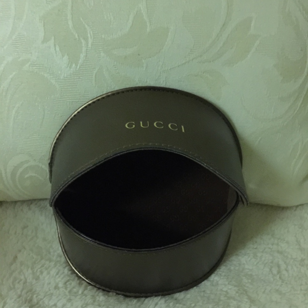 Authentic Gucci case - Picture 3 of 3
