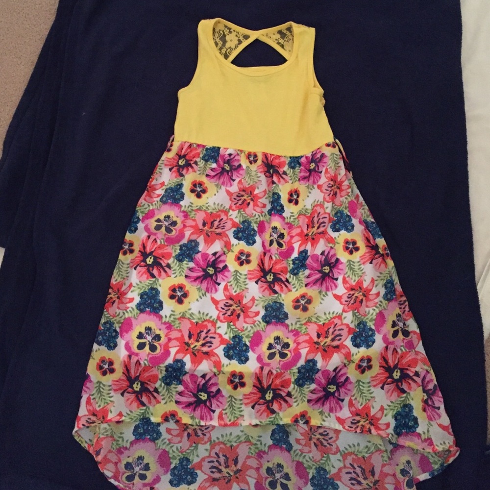 1️⃣5️⃣ % off Yellow and floral sundress
