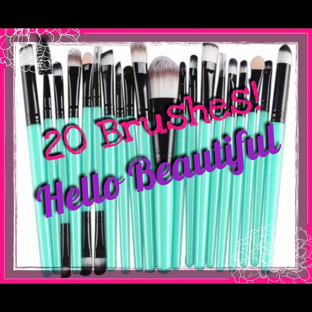 💥SOLD💥  ‼️BRAND NEW‼️ MAKE-UP BRUSH KIT!
