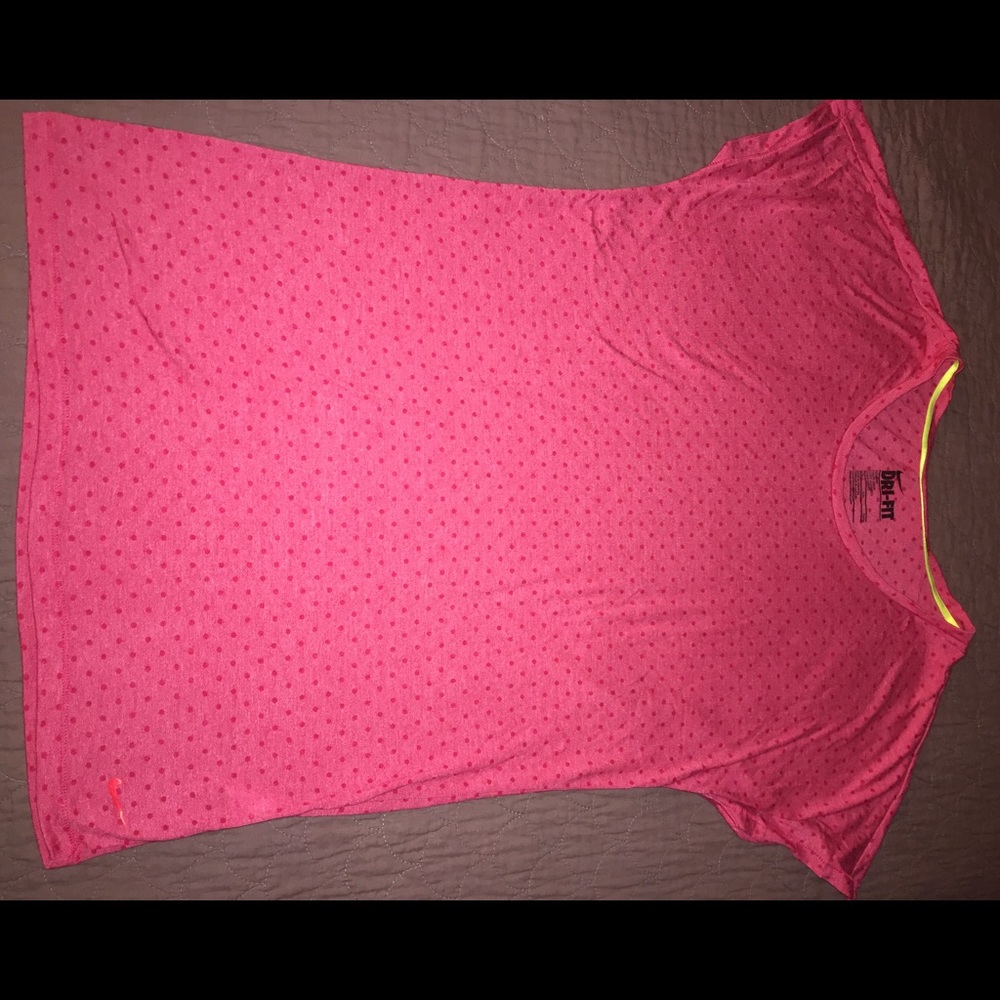 Nike sportswear top