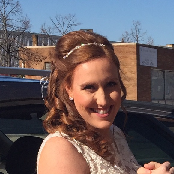 Meet your Posher, Alison - Picture 1 of 1