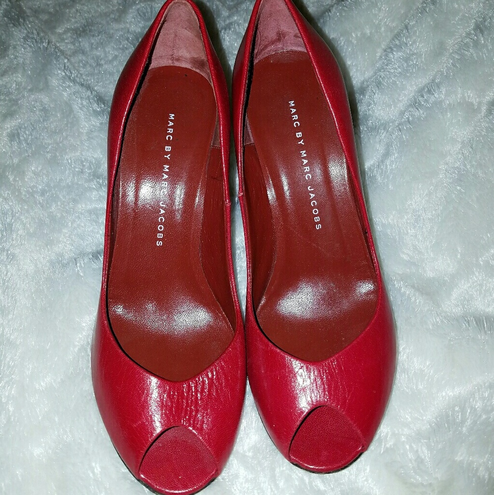 Marc Jacobs red peep toe heels size 6