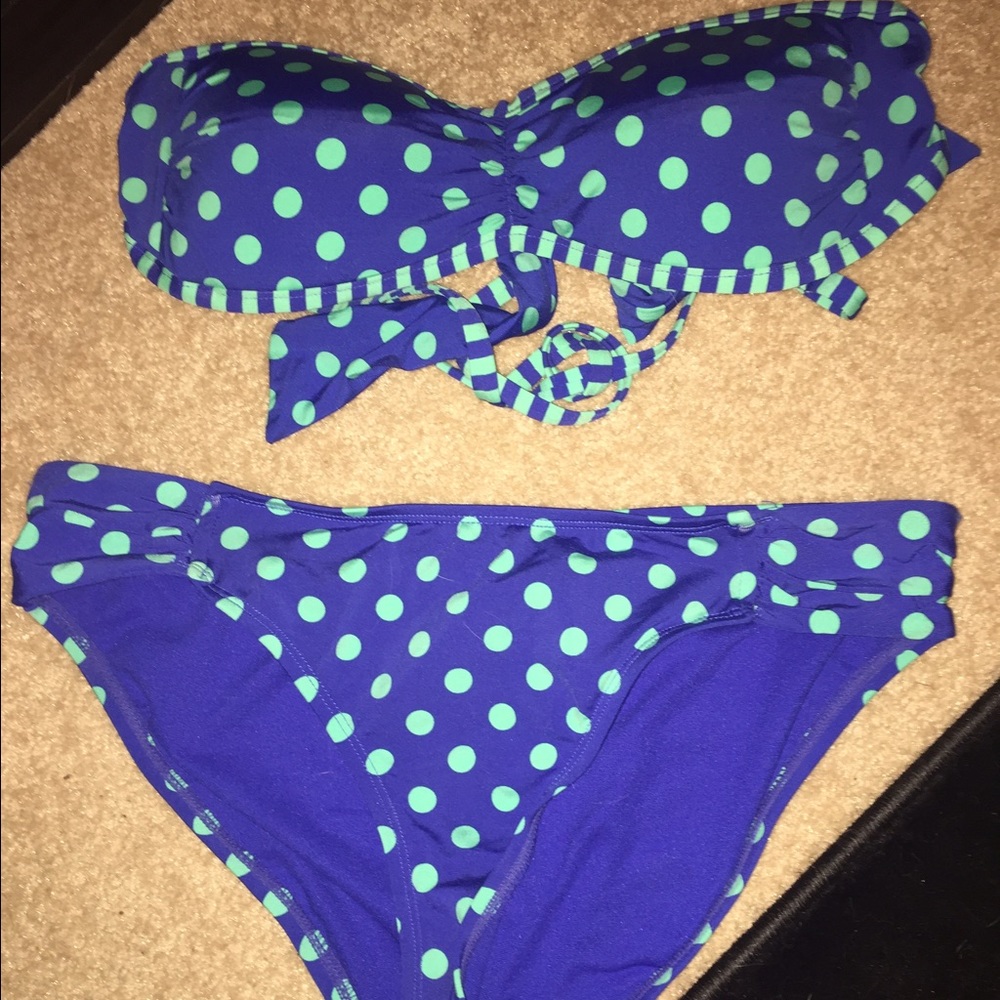 Reversible swim bikini