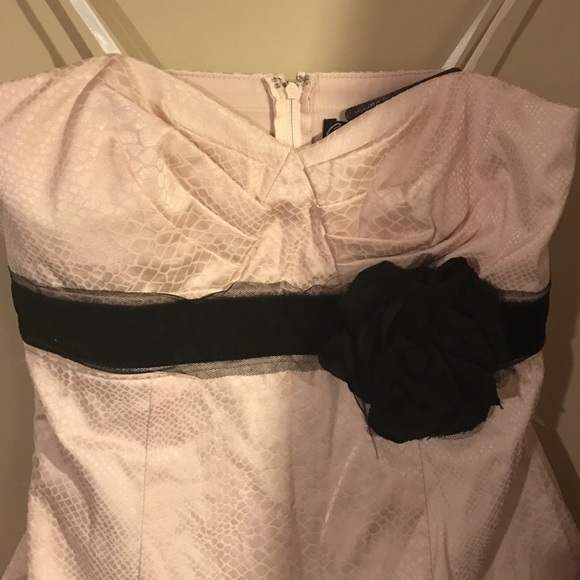 DRESS - Picture 2 of 4