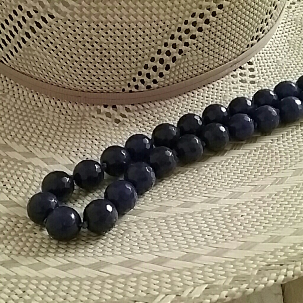 Vintage 80s Necklace beaded
