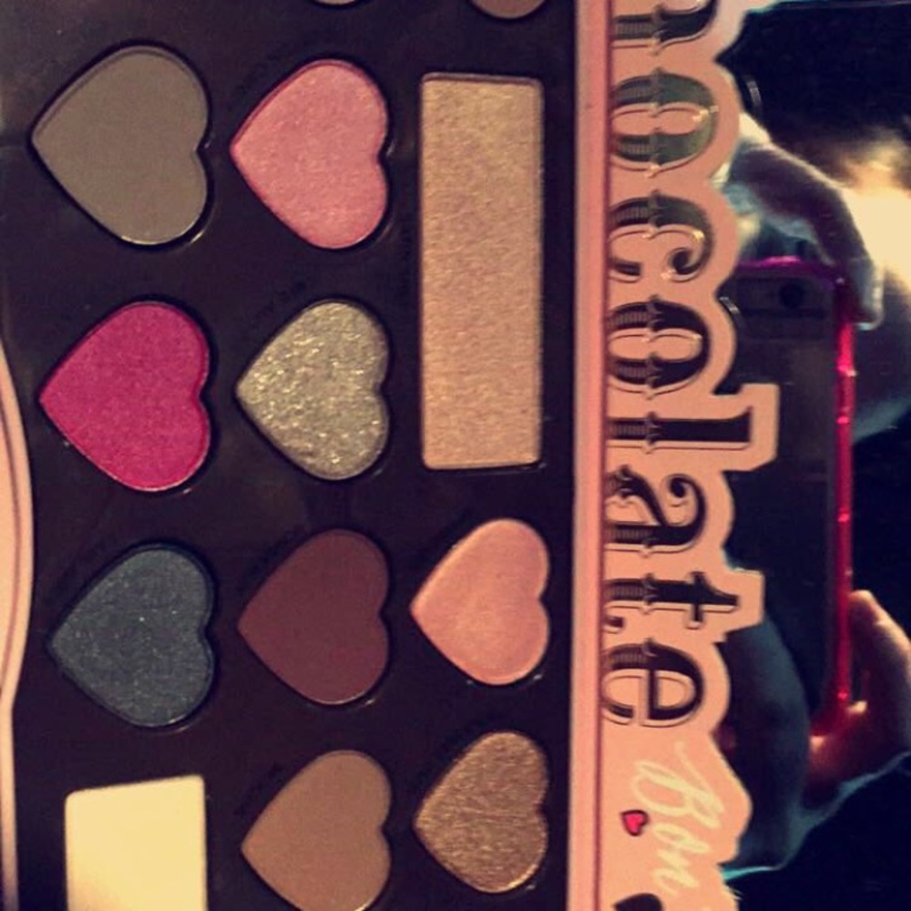 Chocolate bon bons palette