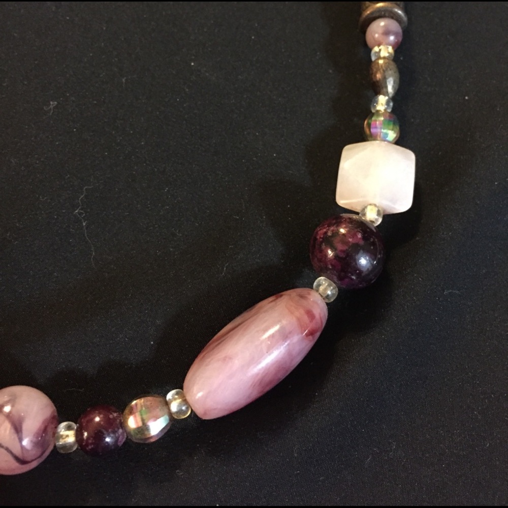Necklace - Picture 2 of 3