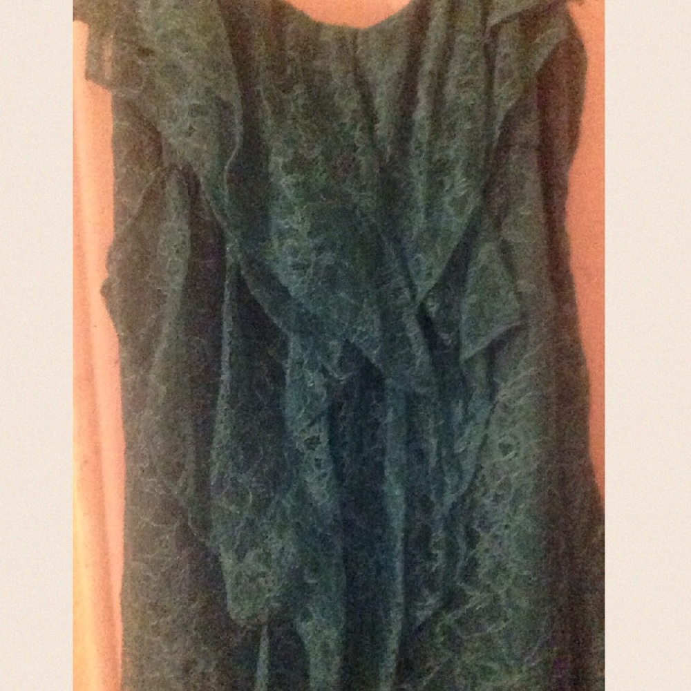 Forever21, Blue Ruffle Tank🌺 - Picture 2 of 3