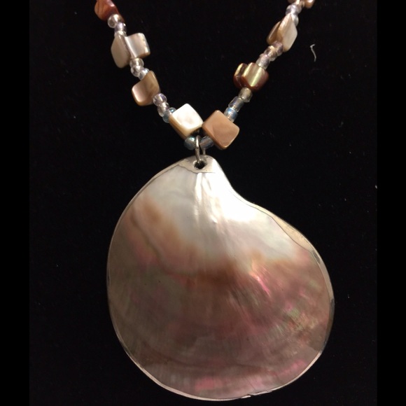 New hand designed Necklace - Picture 2 of 3