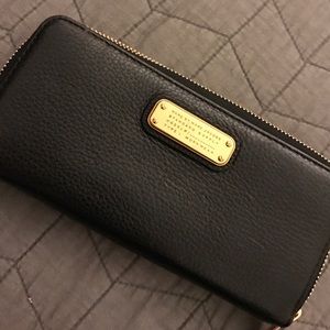 Black Marc Jacobs wallet