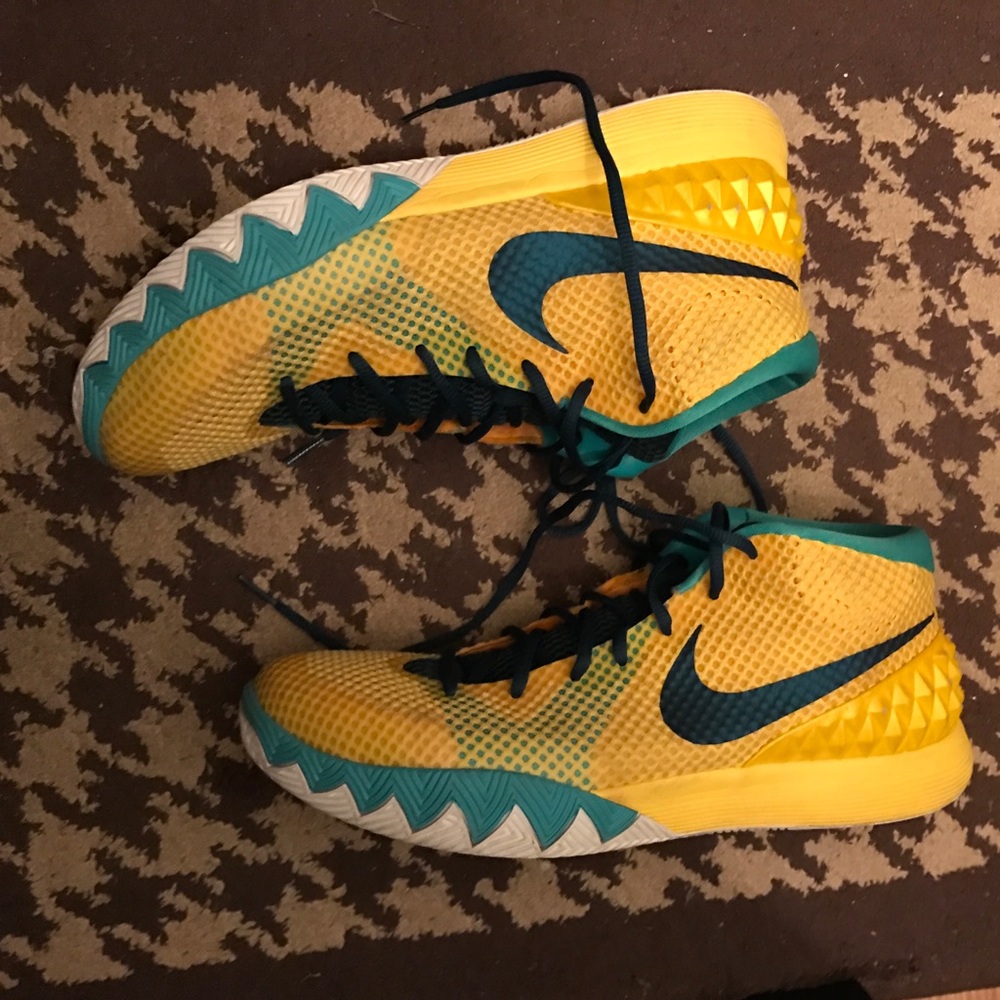Kyrie 1's "Australia"