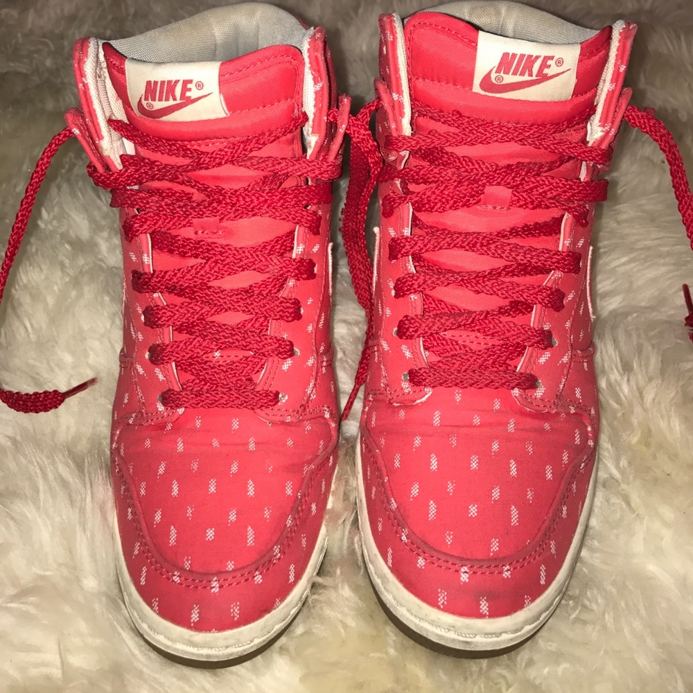 Nike sky hi dunk wedge