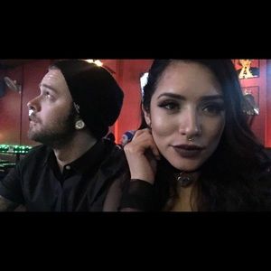 Meet your Posher, Anissa