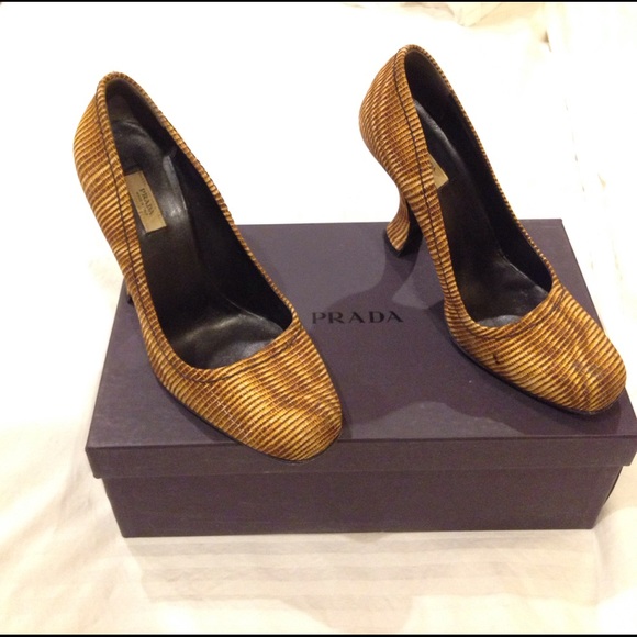 💯 PRADA PUMPS SIZE 36 - Picture 1 of 8