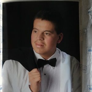 Meet your Posher, Luis