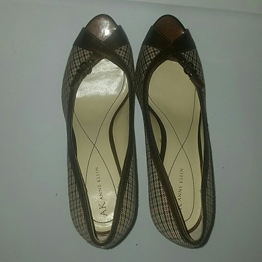 Plaid peep toe heels