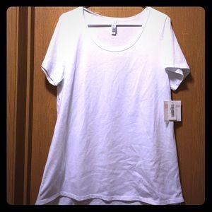 Solid white classic tee