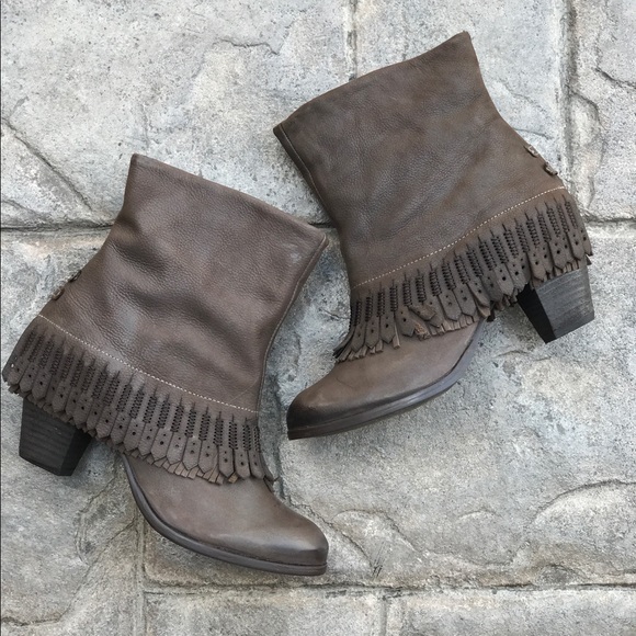 Tazas Brown Boho Fringe Mid Calf Leather Booties - Picture 5 of 7