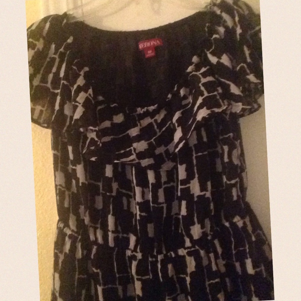 Beautiful Loose Ruffle Top🌺