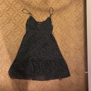 Short sleeveless dress