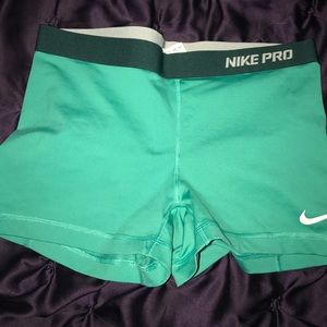 NIKE PRO SPANDEX SHORTS