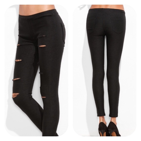 ONE LEFT🔥Destroyed Skinny Leggings - Picture 2 of 2