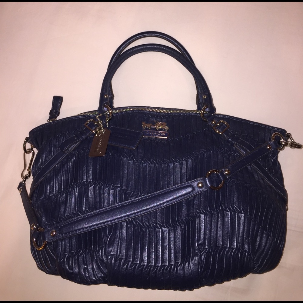 Authentic Coach navy gathered leather purse