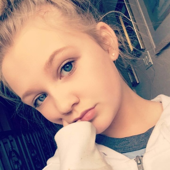 Meet your Posher, Haley - Picture 1 of 1