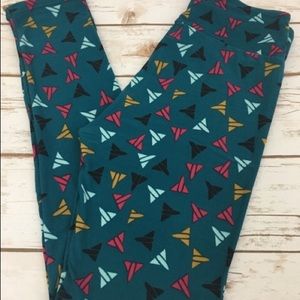 LuLaRoe OS Airplane Leggings ✈️