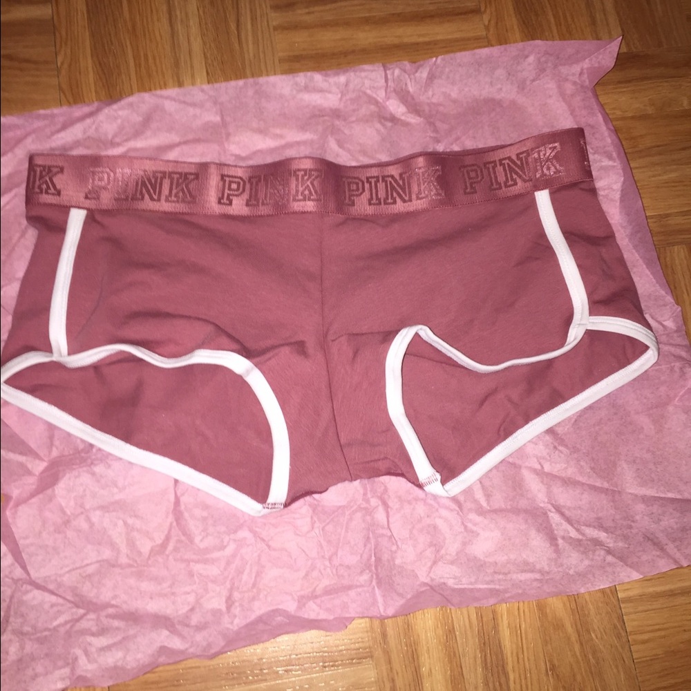 VS PINK Boyshort