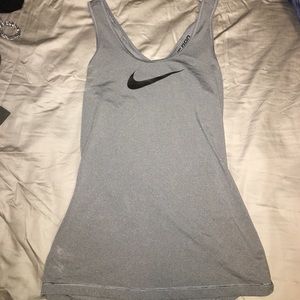 nike pro gray tank