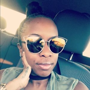 Meet your Posher, Brea