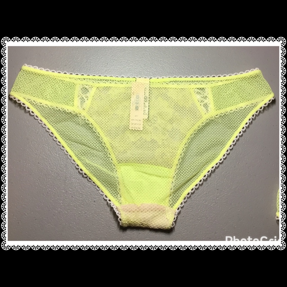 ❤Victoria's Secret Lace-Up Cheekini Panty❤ - Picture 4 of 8