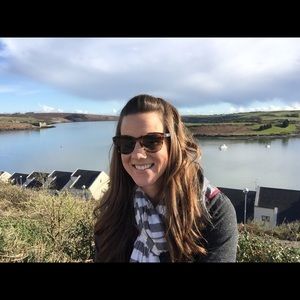 Meet your Posher, Annie