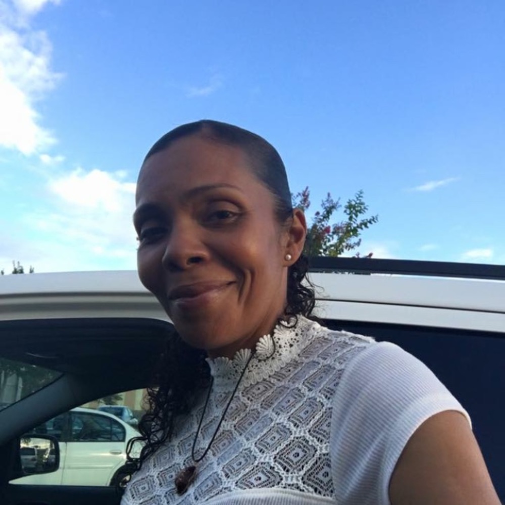 Meet your Posher, Sandra
