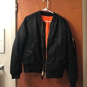 Alpha Industries MA-1 Bomber
