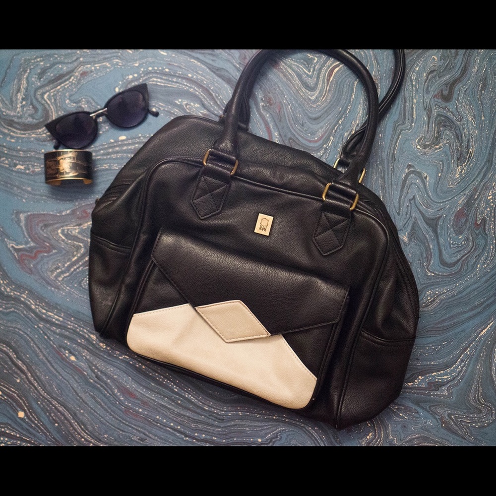 Large Black and White Bowling Bag